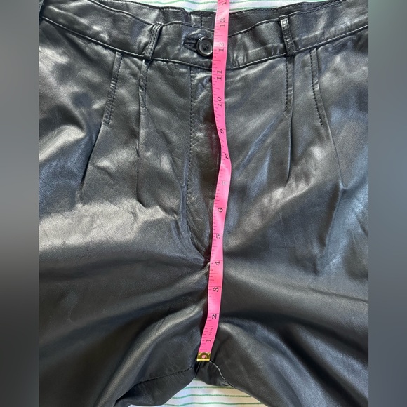 Arlando Vintage Black Leather Pants - Picture 6 of 10